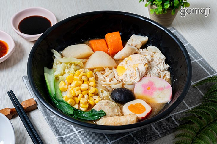 十八號店 蔬食.創意臭豆腐.麵點(新莊廟街店)