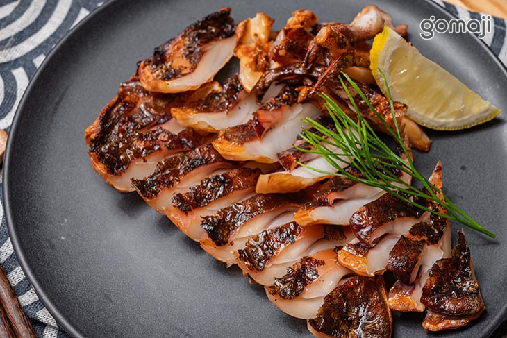 水酉言炎日式餐酒館