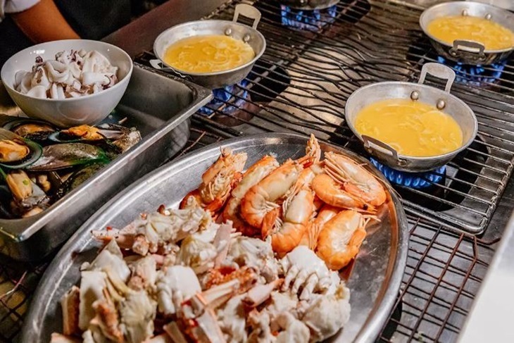 曼谷彩虹雲霄酒店 Baiyoke Sky Hotel 76&78樓自助午餐