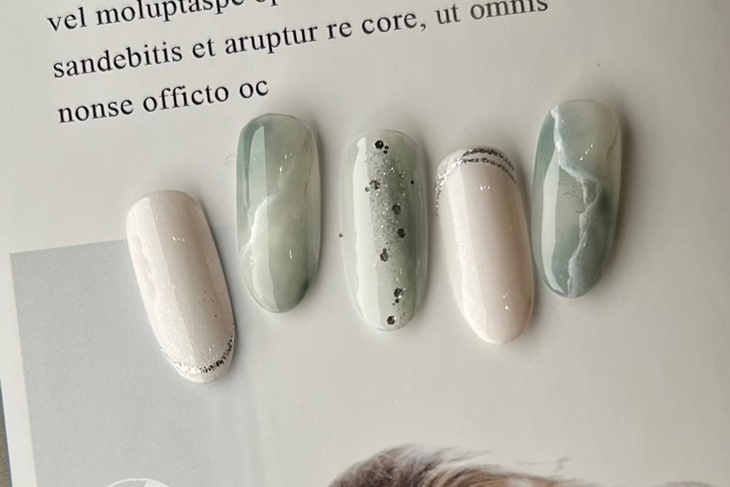 Gleaming nail 茗茗藝術製甲