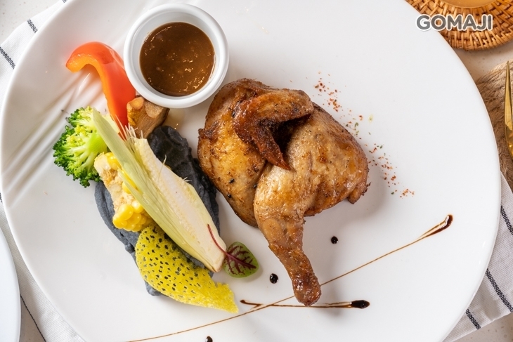 和逸飯店‧高雄中山 Cozzi THE Roof