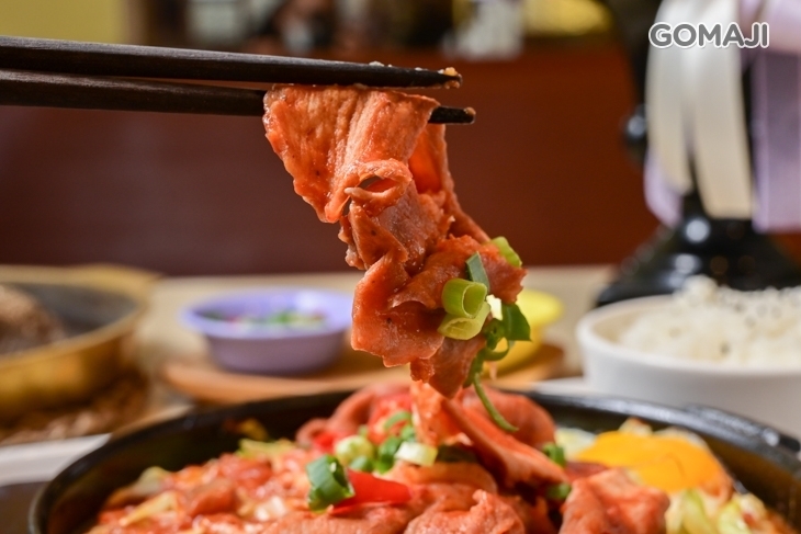 小鉄塔複合式餐廳Tea Tok Cafe'