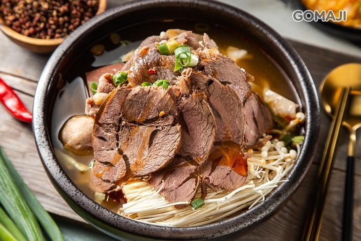 滿頭汗鴨血臭豆腐