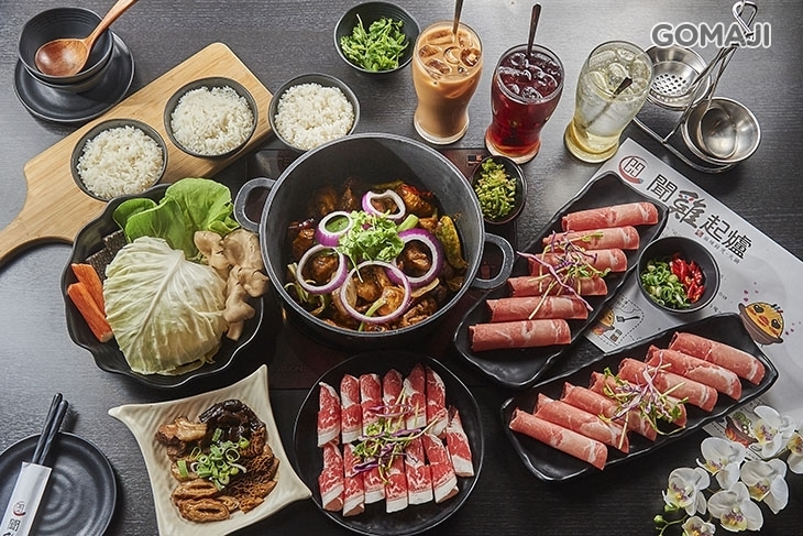 港式聞雞起爐麻辣雞煲火鍋