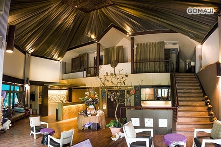 月荷足體養身會館