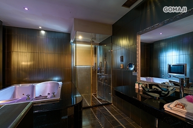 台北土城-萊閣時尚會館