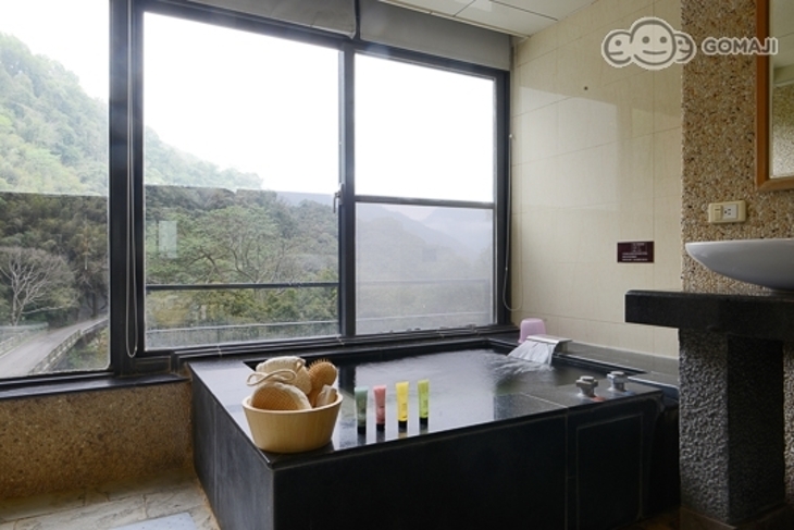 新竹尖石錦屏美人湯館