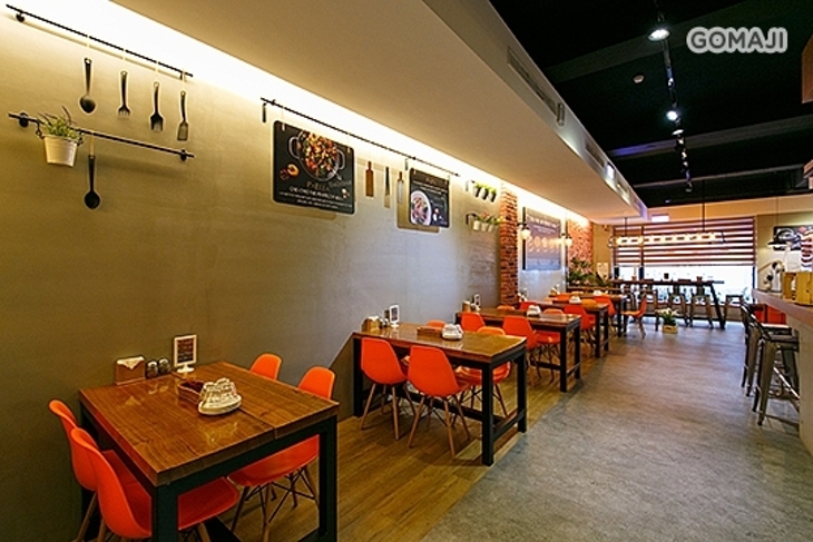LEBON'S 樂朋烤飯‧比薩