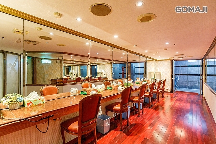 亞太三溫暖休閒廣場