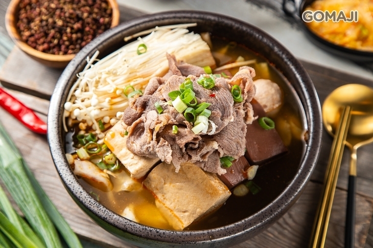 滿頭汗鴨血臭豆腐