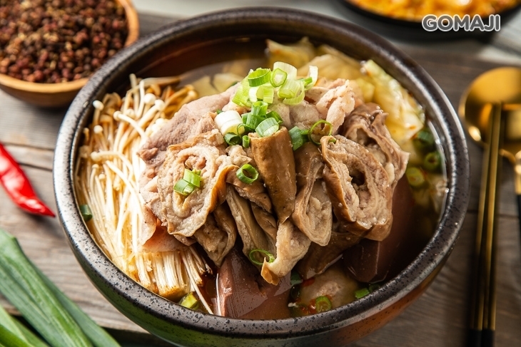 滿頭汗鴨血臭豆腐