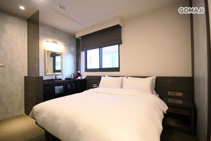 台中逢甲-夢樓旅店