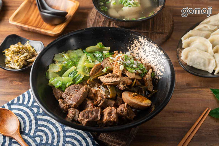 蕭家牛肉麵(德東店)