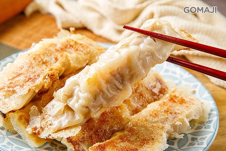 酸中傳奇酸白菜鮮蝦大王鍋貼