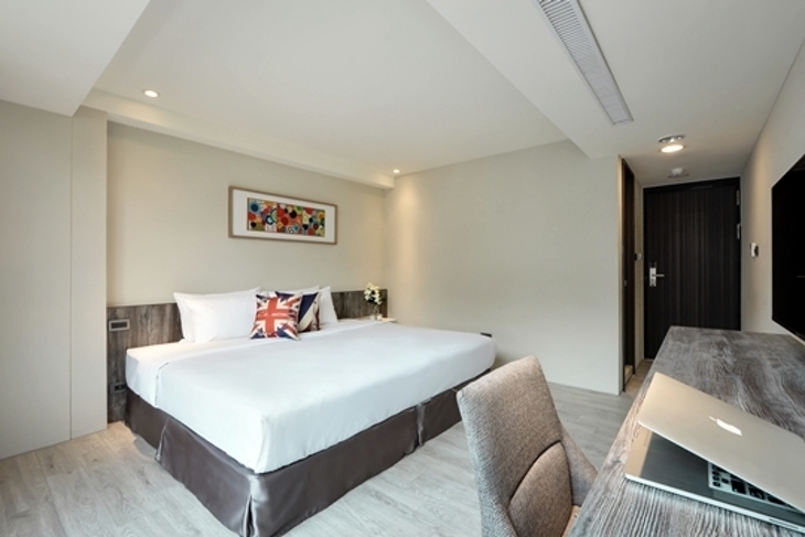 台中一中-愛戀旅店