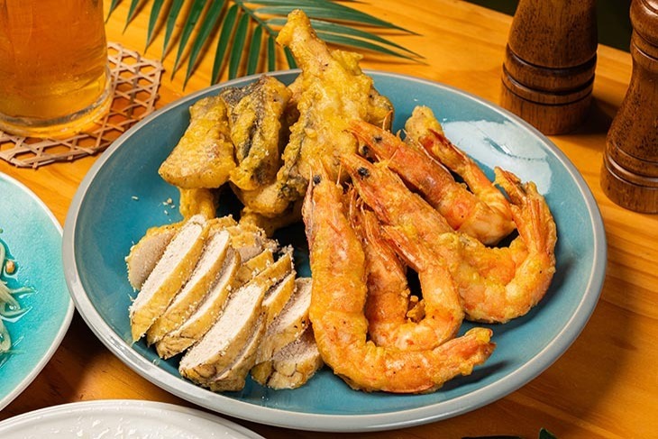 ((Kanokwan老麵攤總店)) 隱藏版料理-雞泰炒