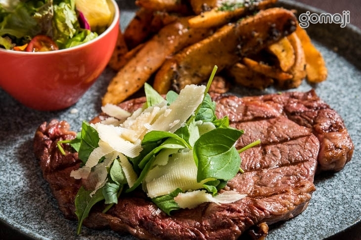 台中金典酒店-Laura's Steak House牛排館