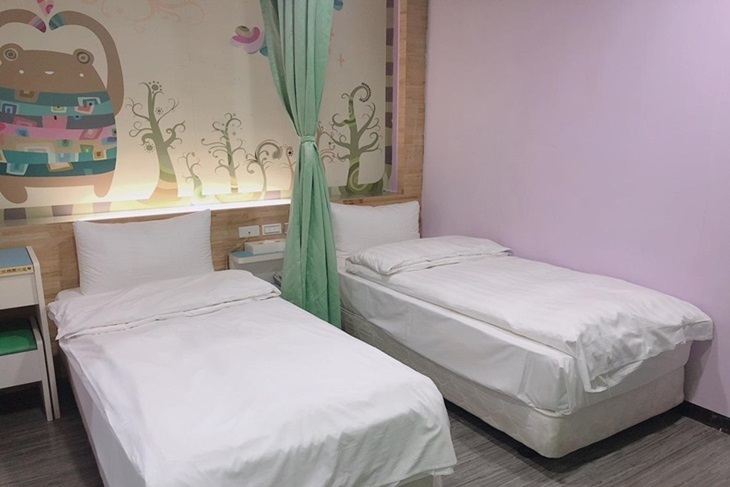 桃園中壢-幸運草時尚旅店