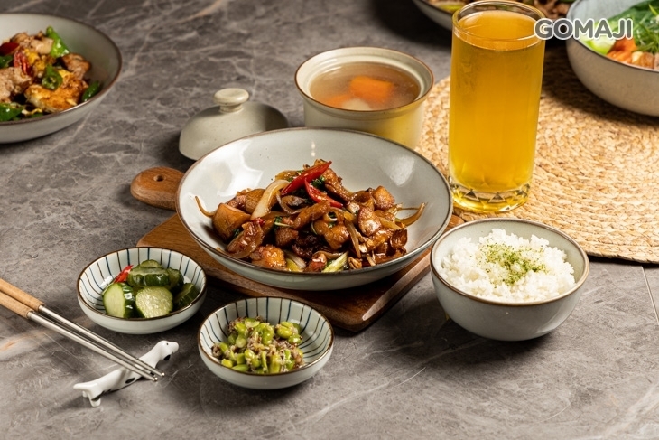 三餐暖食