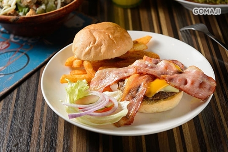 打漢堡美式餐廳