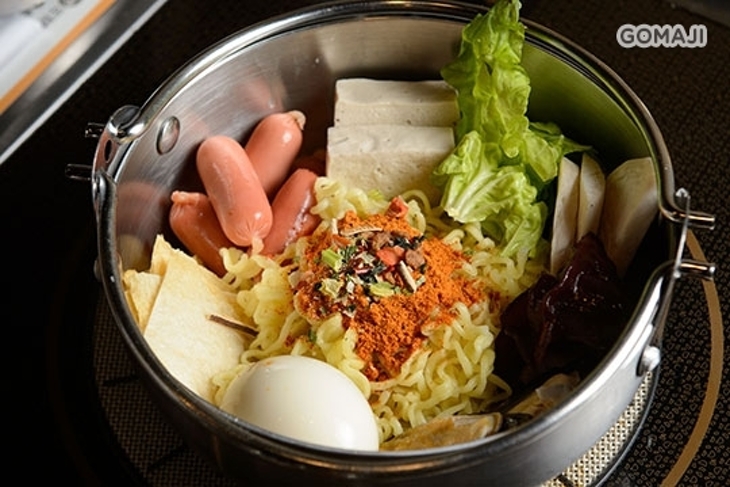 兩餐韓國年糕火鍋