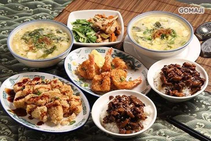 潛水飽食堂
