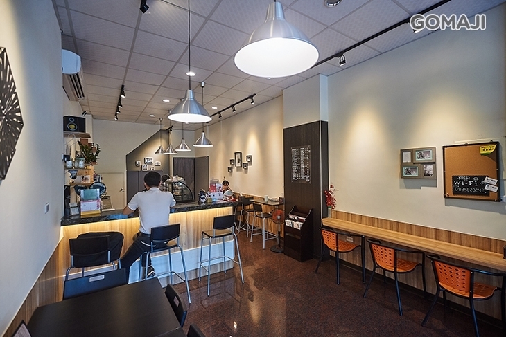 黑鑽咖啡館(高雄都會店)