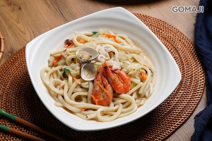 蔥來了炒飯炒麵簡餐