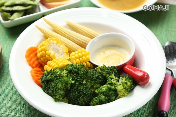 蘋果堡親子餐廳