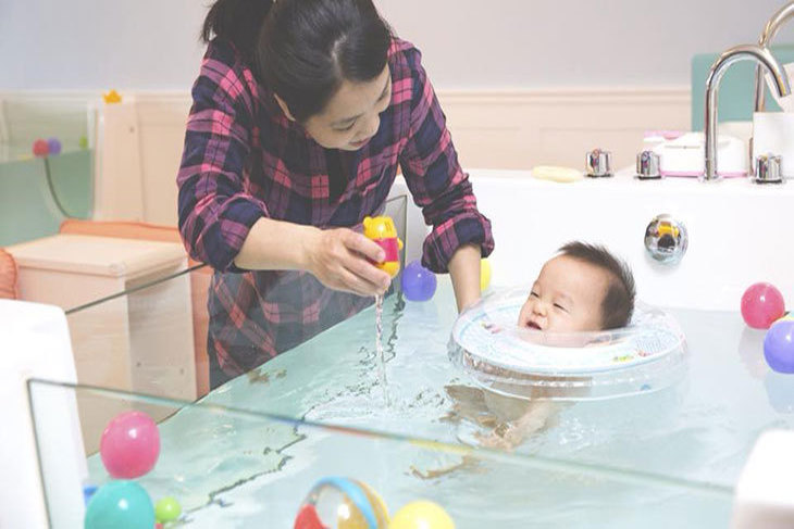 水寶寶親子悠游館