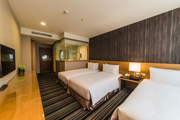 高雄哲園學產文教會館