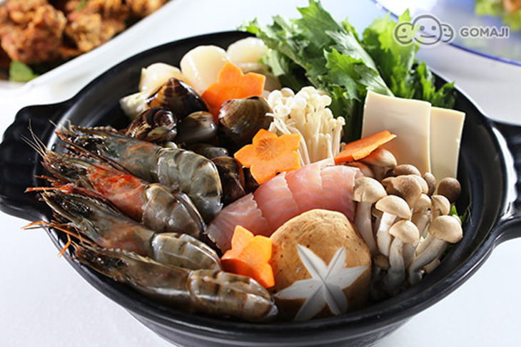 Stream Restaurant & Lounge