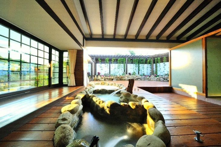 苗栗-石風溫泉城堡