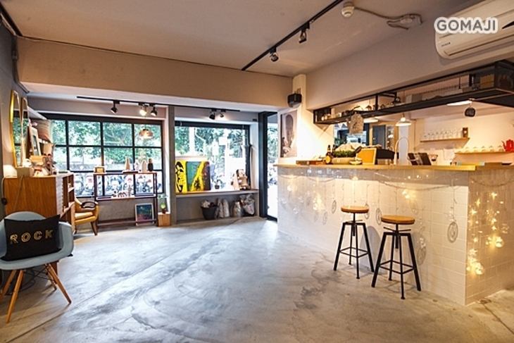 草泥CAFE