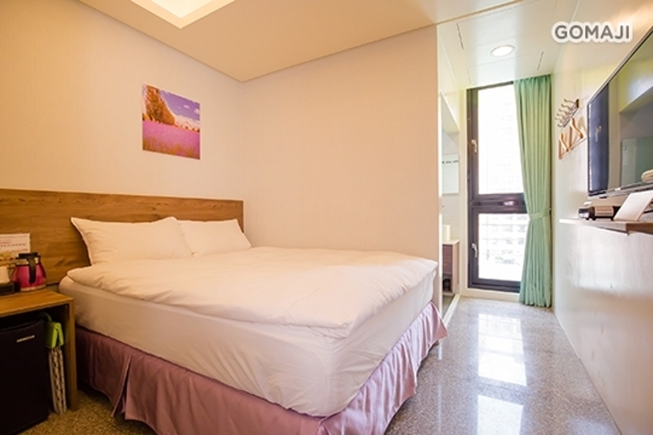 台中逢甲-Hotel 99行館