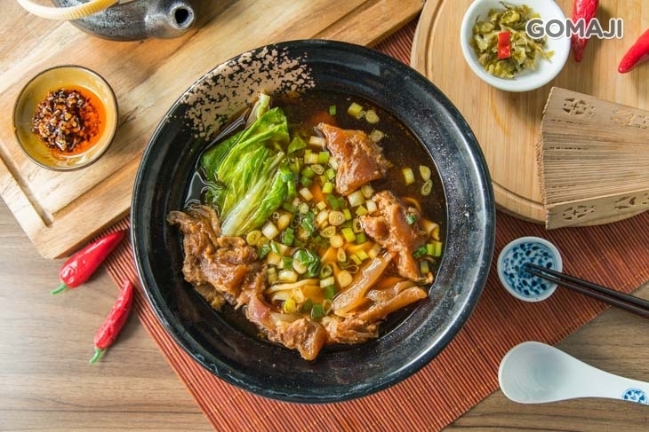 佬李牛肉麵