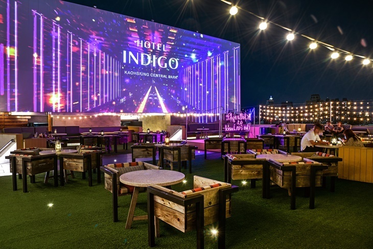 高雄中央公園英迪格酒店-PIER NO.1 高空露天酒吧