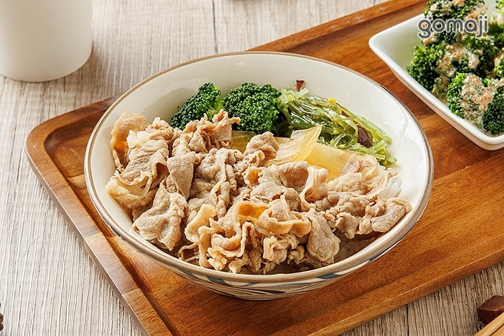 滿滿食堂