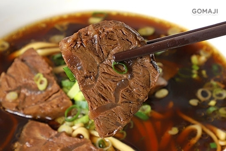 紫城牛肉麵館