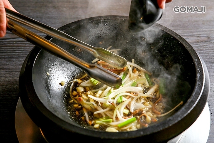 食尚湯鍋 自助石頭火鍋/麻辣鍋