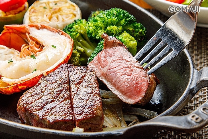 À Point Steak & Bar 艾朋牛排餐酒館