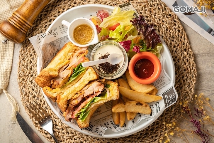 金茂宜咖啡(富民旗艦總店)