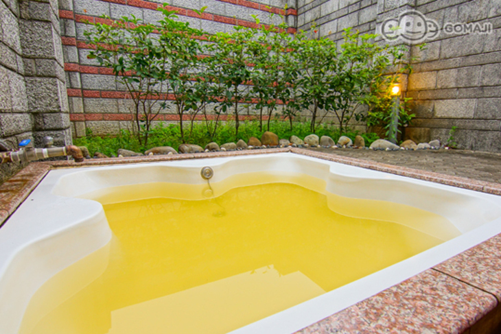 萬里萬金溫泉會舘