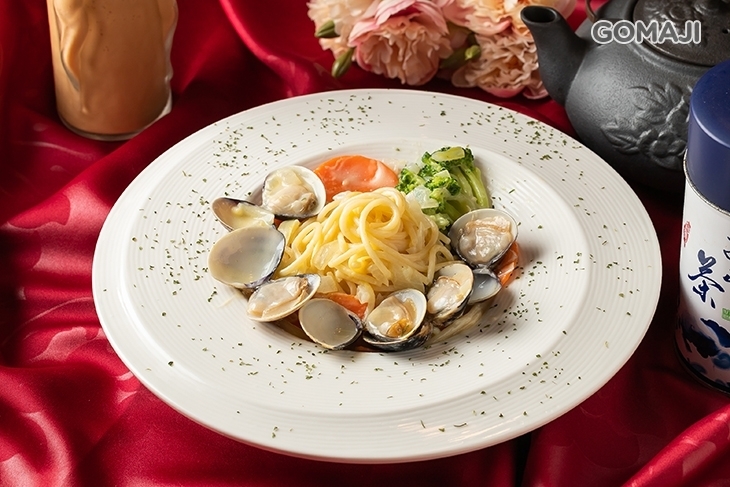 錢龍爺咖啡酒食館