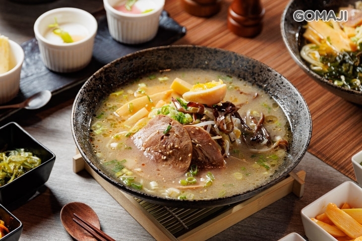 Party創作美食茶房