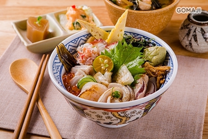 鰻丼作