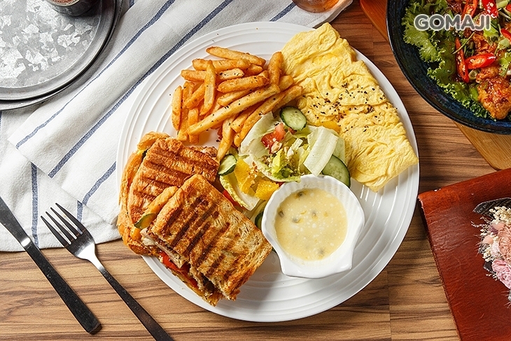 HeyJ Cafe Bistro 黑爵咖啡·餐酒