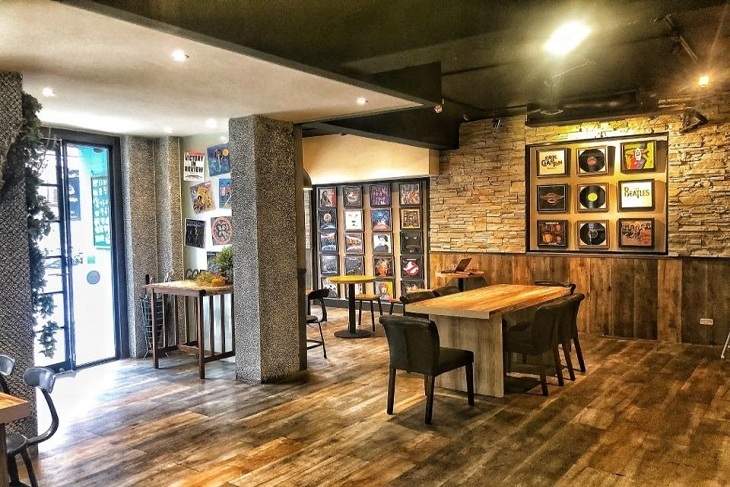 HeyJ Cafe Bistro 黑爵咖啡·餐酒