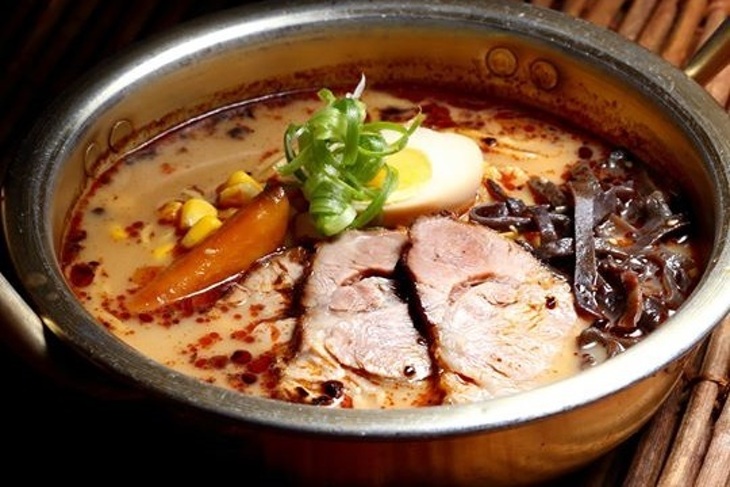 赤鳥深夜炙燒拉麵(安平店)