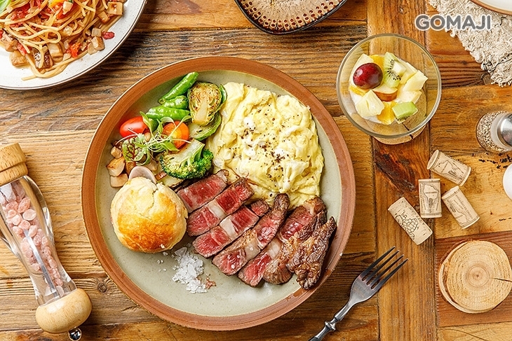 Greedy Bistronomy cafe